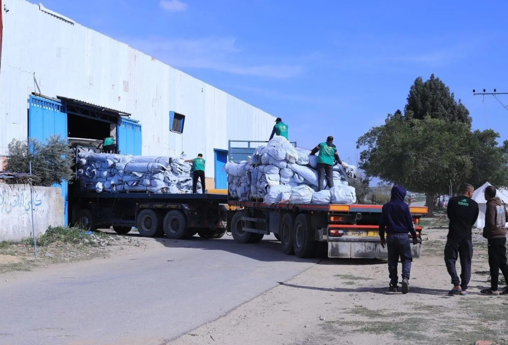 وصول قافلة مساعدات مركز الملك سلمان لغزة لدعم النازحين