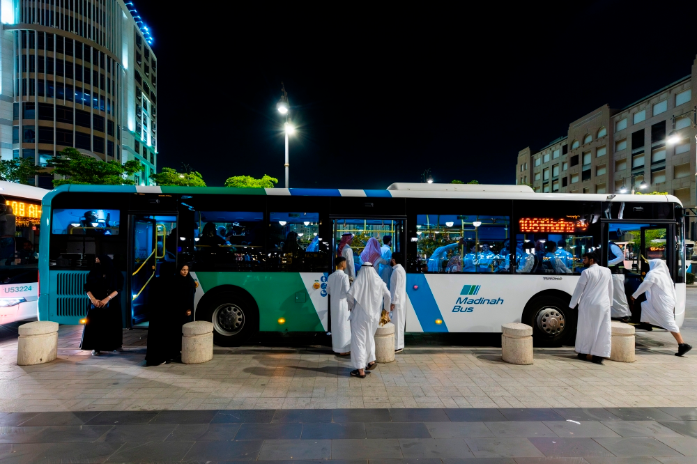 تمديد ساعات النقل الترددي في المدينة المنورة برمضان