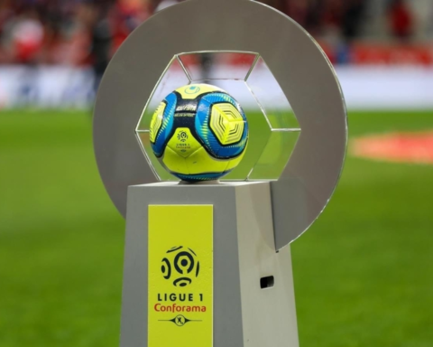 Nantes coach Ahmed Kantari sacked and Halilhodzic appointed