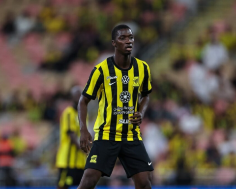 The reason for Mohamedou Doumbia's absence from the Al-Ittihad vs. Al-Riyadh match