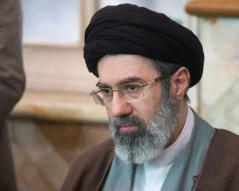 The truth about Mojtaba Khamenei's injury in the war and details of his health condition