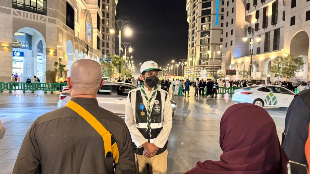 جهود الكشافة في إدارة حشود المسجد النبوي خلال رمضان