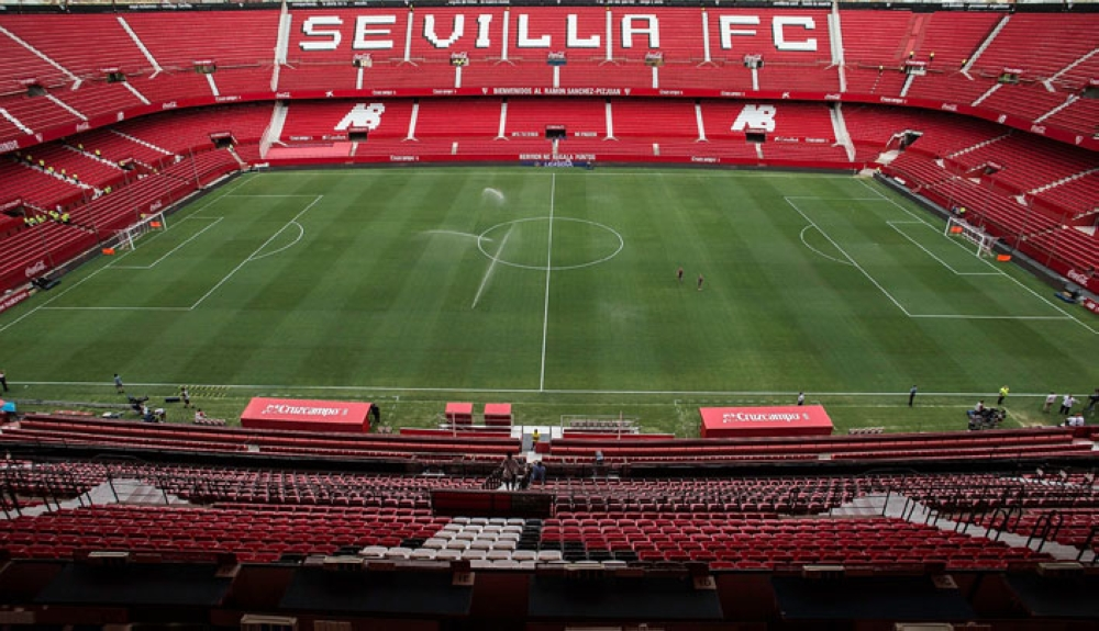 توقيف مدير أمن نادي إشبيلية بتهمة السرقة: التفاصيل كاملة