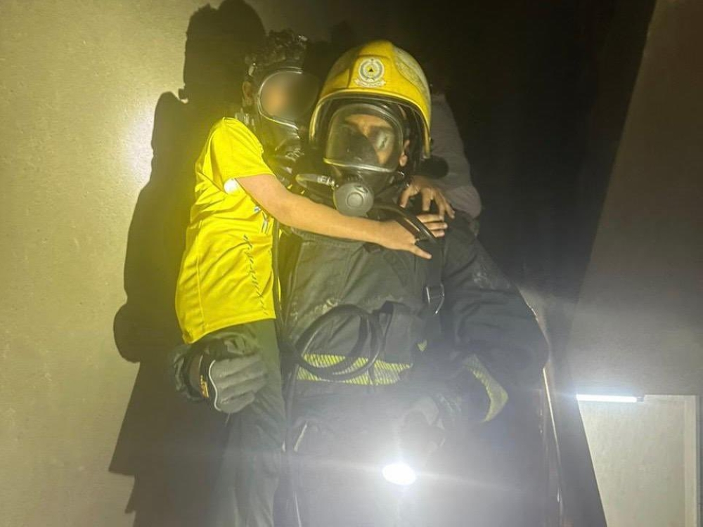 إنقاذ 5 أشخاص من حريق منزل بالرياض | جهود الدفاع المدني