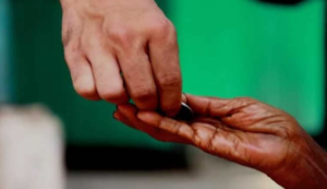 Security patrols intensify efforts to combat begging in Riyadh by arresting 5 residents