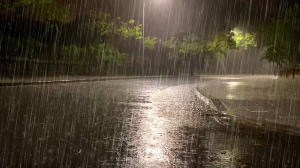 المركز الوطني للأرصاد يحذر من أمطار غزيرة وأتربة مثارة