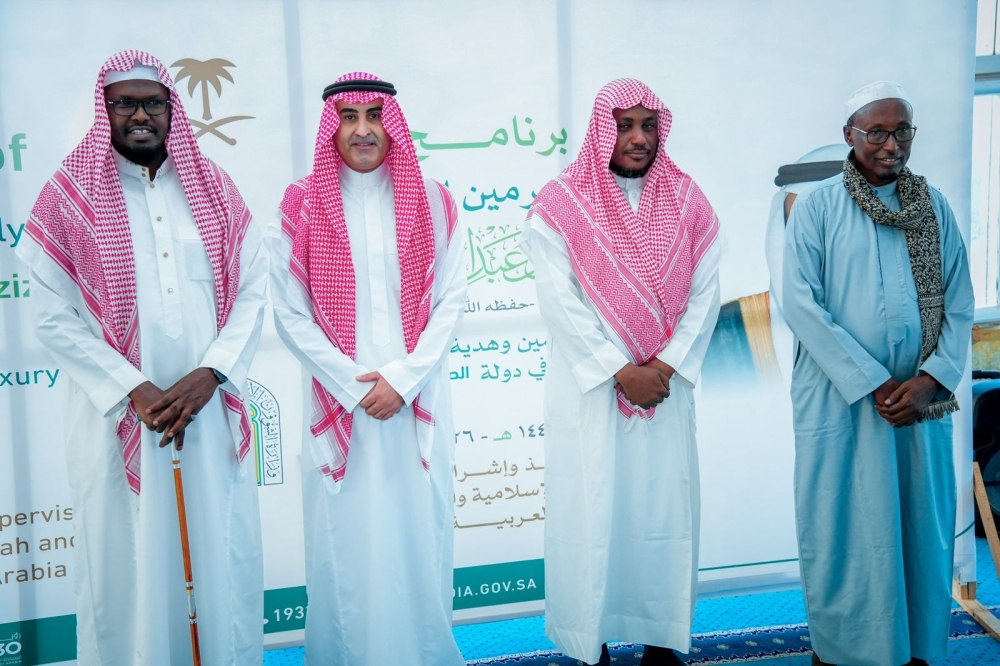 الشؤون الإسلامية تنفذ برنامج خادم الحرمين لتفطير الصائمين