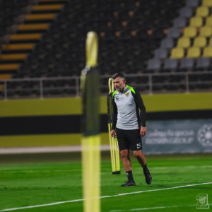 Details of the exclusion of a prominent professional player before the Al-Ittihad and Al-Riyadh match