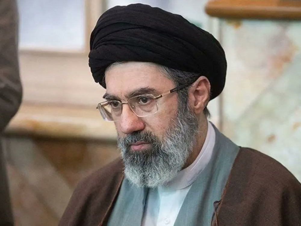 خطاب المرشد الإيراني الجديد: ملامح الإدارة وتوحيد الجبهة