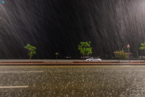 Weather conditions: Rain and dense fog affecting the Al-Baha region