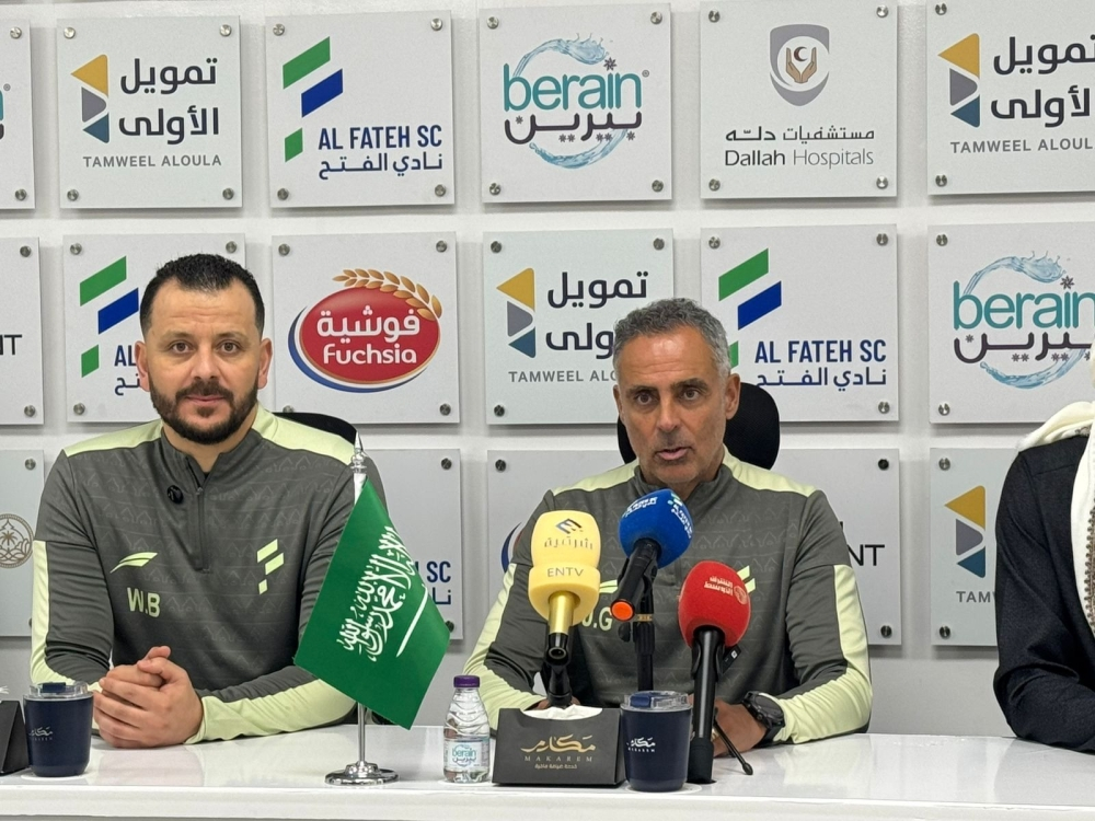 مباراة الفتح والهلال: جوميز يرفض الدفاع ويطالب بالتركيز