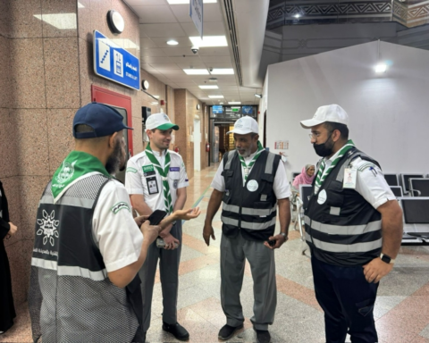 Saudi scouts' efforts at the Prophet's Mosque to serve visitors