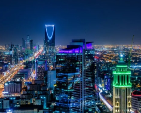 Riyadh Municipality services will continue during Eid via 940 and Madinaty Holiday