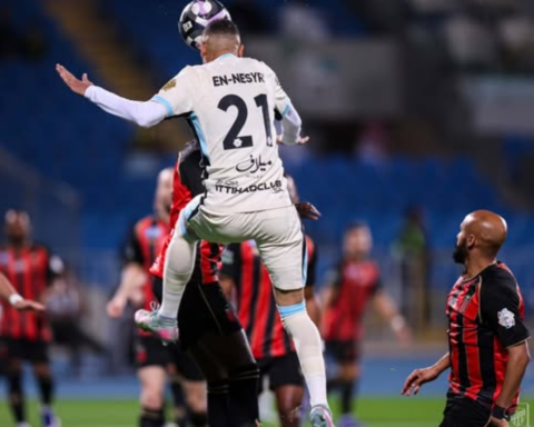 تفاصيل وأسباب خسارة الاتحاد أمام الرياض في دوري روشن