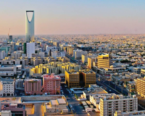 ستاندرد آند بورز تؤكد تصنيف المملكة الائتماني عند A+