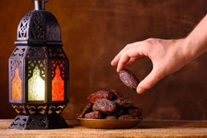 مواعيد الإمساك والإفطار في السعودية السبت 25 رمضان
