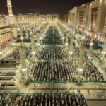 مشهد إيماني مهيب داخل المسجد النبوي ليلة 25 رمضان