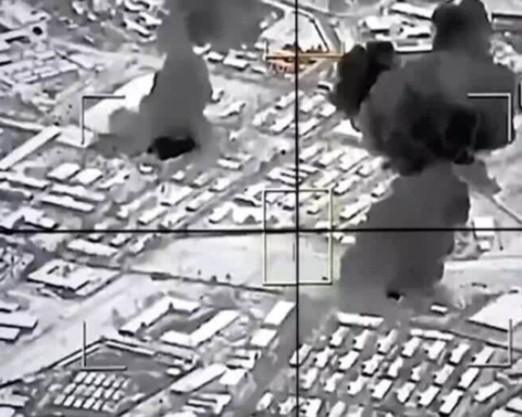 قصف باكستان لمواقع في أفغانستان: تصعيد عسكري وتداعيات