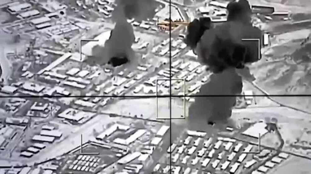 قصف باكستان لمواقع في أفغانستان: تصعيد عسكري وتداعيات