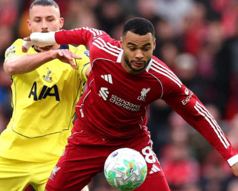 ملخص مباراة ليفربول وتوتنهام: تعادل مثير في الدوري