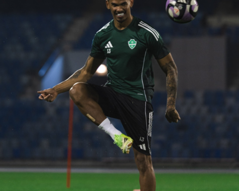 موقف جالينو من المشاركة في مباراة الأهلي والهلال بكأس الملك