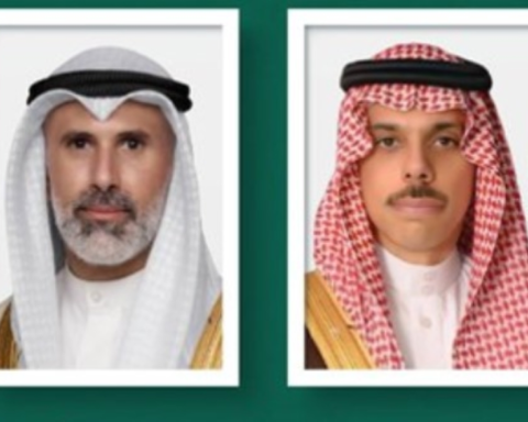 وزير الخارجية يبحث مع نظرائه تطورات التصعيد في المنطقة