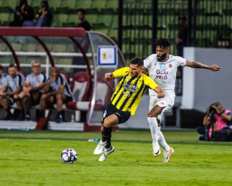 تاريخ المواجهة الوحيدة بين الاتحاد والخلود في كأس الملك