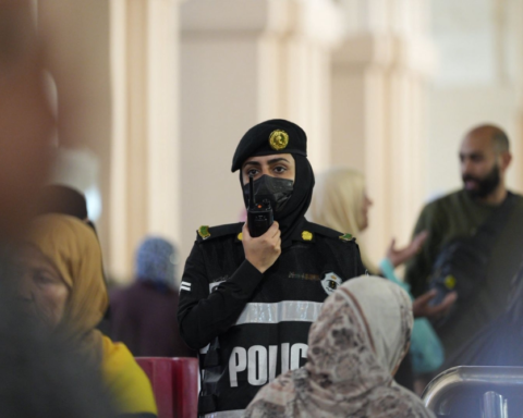 Continuous efforts of the security forces to serve the pilgrims