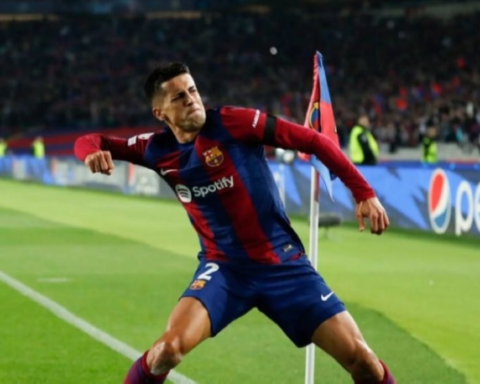 تفاصيل رحيل كانسيلو عن الهلال للعودة إلى برشلونة