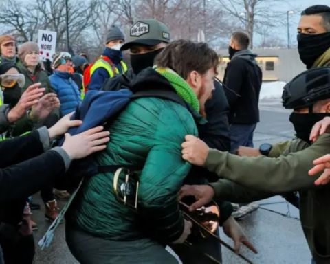 أمريكا تسمح بـ ترحيل المهاجرين غير الشرعيين لدول ثالثة