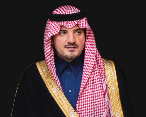 وزير الداخلية يبحث تداعيات الاعتداءات الإيرانية مع الكويت