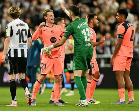 موعد مباراة برشلونة ونيوكاسل يونايتد في دوري أبطال أوروبا