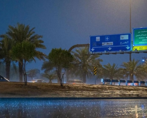 تحذيرات الدفاع المدني: أمطار غزيرة على الرياض ومحافظاتها