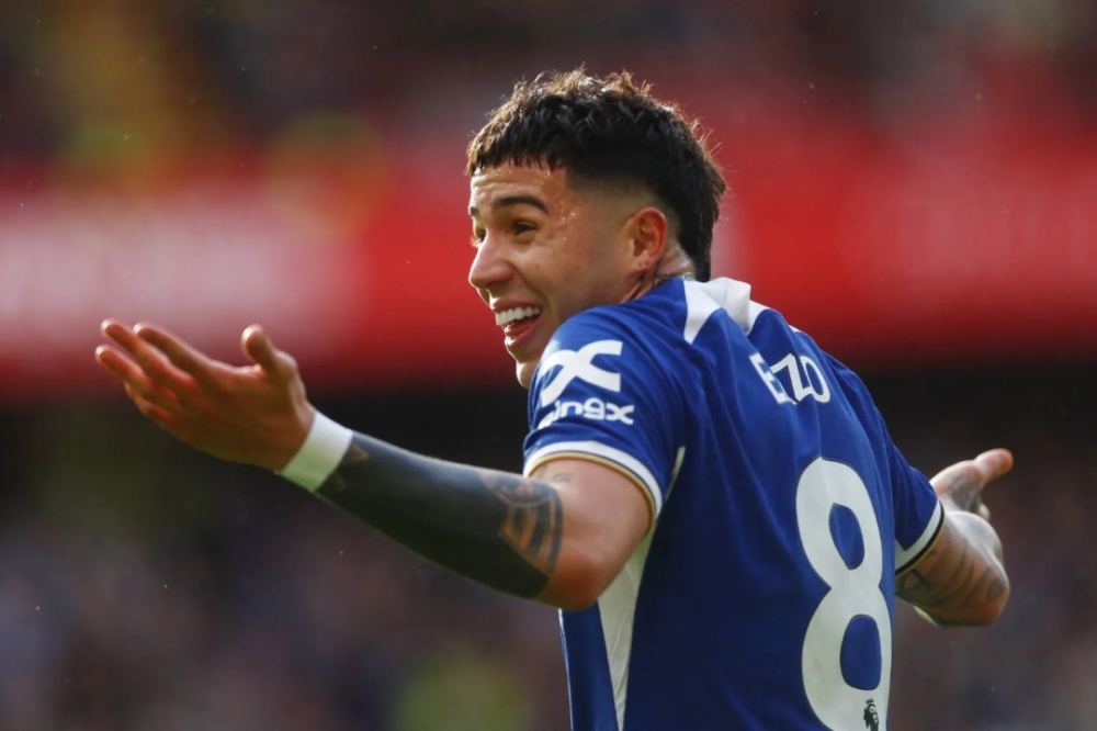 حقيقة مغادرة إنزو فرنانديز لتشيلسي بعد الخروج الأوروبي