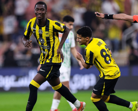 تفاصيل إصابة محترف الاتحاد مامادو دومبيا في كأس الملك