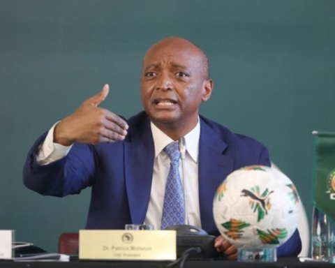 رئيس الكاف يعلق على سحب اللقب من السنغال ومنحه للمغرب