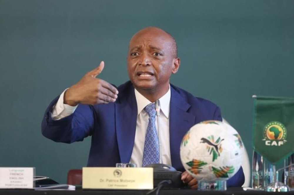 رئيس الكاف يعلق على سحب اللقب من السنغال ومنحه للمغرب