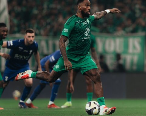 إيفان توني مع الأهلي: تألق مستمر وأهداف حاسمة في كأس الملك