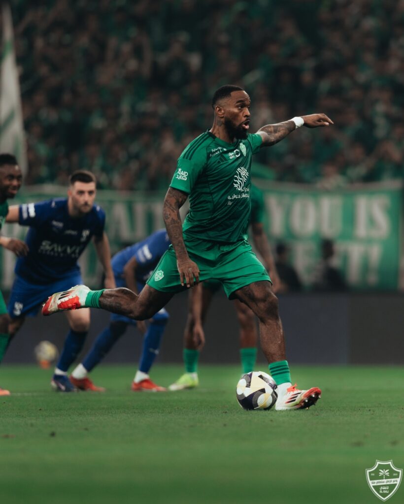 إيفان توني مع الأهلي: تألق مستمر وأهداف حاسمة في كأس الملك