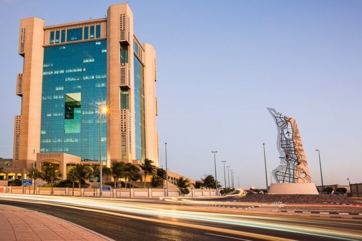 استعدادات مكثفة لمواجهة أمطار جدة وتفعيل 15 مركز إسناد