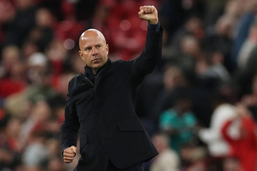 Slott sends a fiery message ahead of Liverpool vs Paris Saint-Germain clash