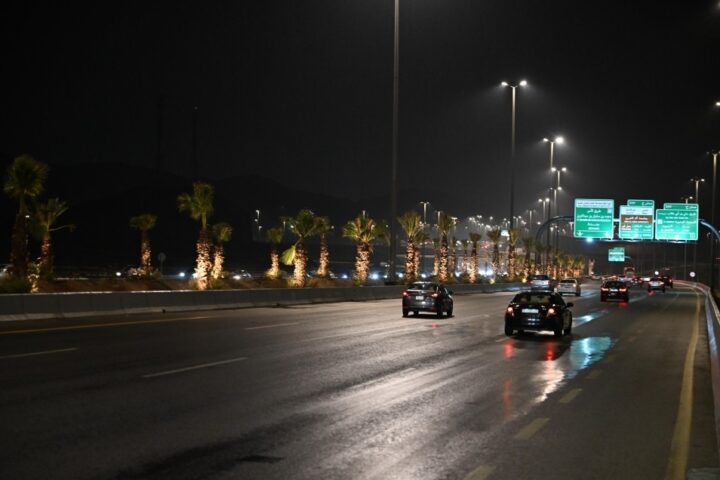 تنبيهات الأرصاد: أمطار غزيرة ورياح تضرب نجران وحائل