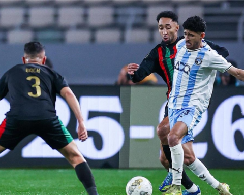 تفاصيل وموعد مباراة بيراميدز والجيش الملكي بدوري الأبطال