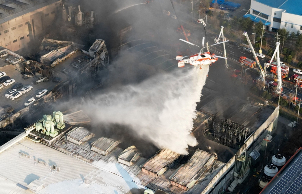 تفاصيل مأساوية: مصرع 10 أشخاص جراء حريق مصنع في كوريا الجنوبية