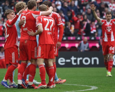 فوز بايرن ميونخ على يونيون برلين 4-0 | تألق هاري كين