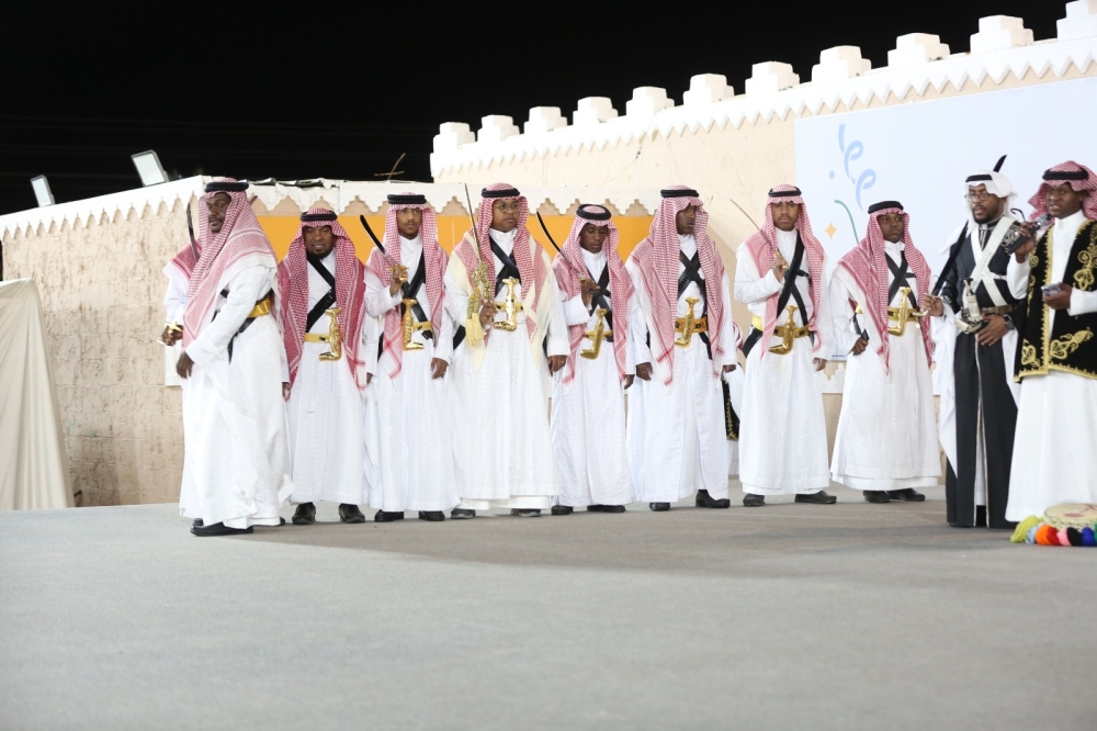 احتفالات عيد الفطر بوادي الدواسر: أوبريت وطني وجوائز