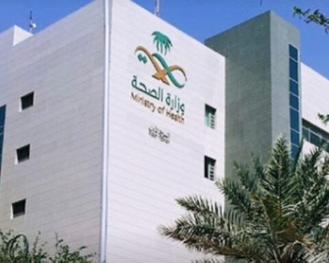 تراجع وفيات الأمراض المعدية للنصف وتغطية التحصينات 98%