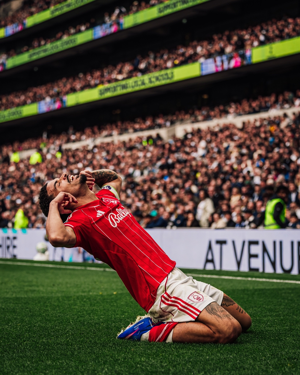 نتيجة مباراة توتنهام ونوتنغهام فورست في الدوري الإنجليزي