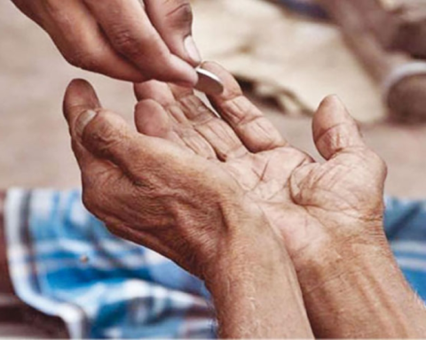 مكافحة التسول في الرياض: ضبط 7 مقيمين لممارستهم الظاهرة