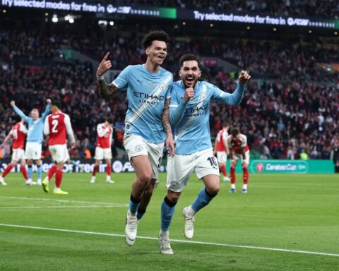 تتويج مانشستر سيتي بلقب كأس رابطة المحترفين الإنجليزية